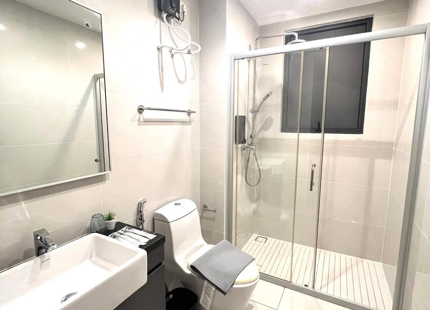 Cozy City View 3R3B Countrygarden Jb Johor Bahru Apartment